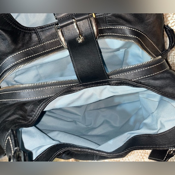 Coach purse - Picture 4 of 4